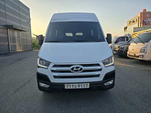 Hyundai Solati 15-seater Luxury — пробег 107 104 км — фото 3 из 5