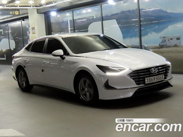 Hyundai Sonata 2.0 Premium — пробег 193 736 км — фото 1 из 5