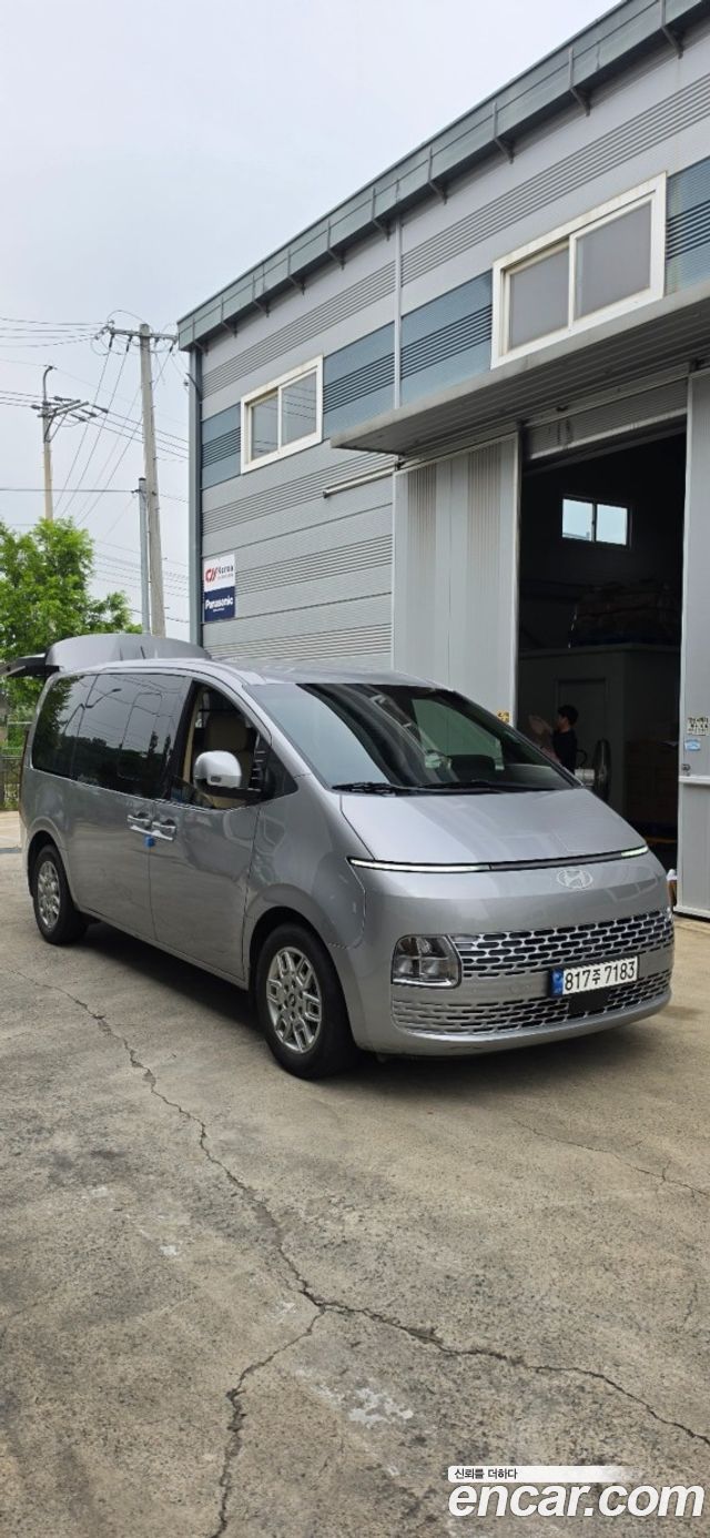 Hyundai Staria Cargo 5-Seater Modern — пробег 64 000 км — фото 2 из 5