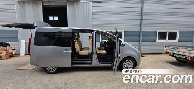 Hyundai Staria Cargo 5-Seater Modern — пробег 64 000 км — фото 5 из 5