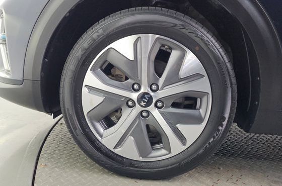 Kia Niro Noblesse — пробег 177 930 км — фото 5 из 5