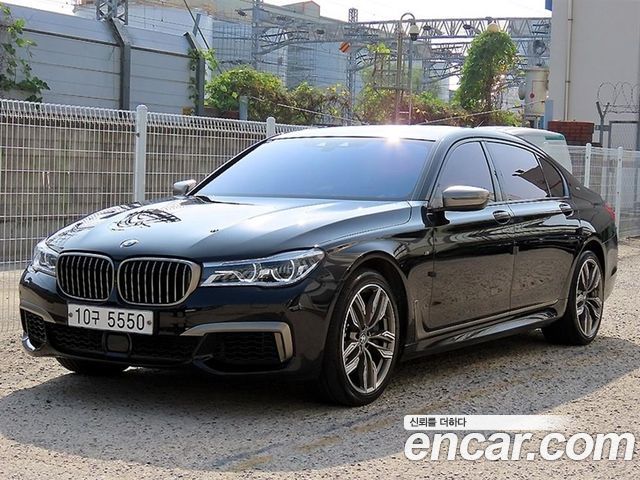 BMW 7-Series M760Li xDrive — пробег 60 039 км — фото 4 из 5