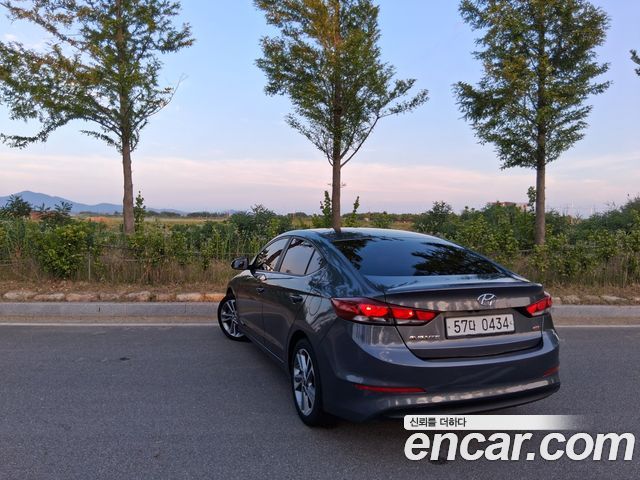 Hyundai AVANTE из Кореи Encar