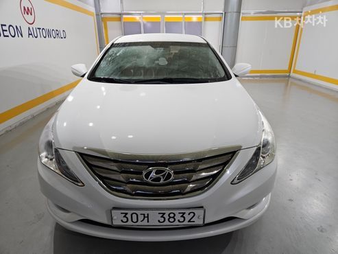Hyundai Sonata Grand — пробег 131 619 км — фото 1 из 5