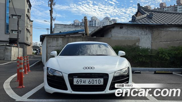 Audi R8 4.2 V8 Coupe — пробег 183 800 км — фото 3 из 5