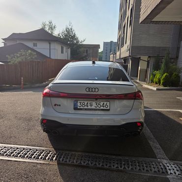 Audi S5 3.0 TFSI Quattro — пробег 15 000 км — фото 4 из 5