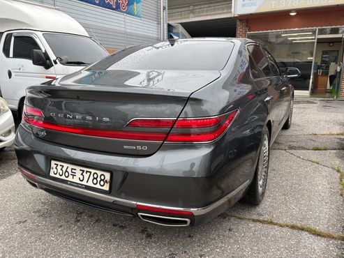 Genesis G90 5.0 AWD Prestige — пробег 104 007 км — фото 3 из 5