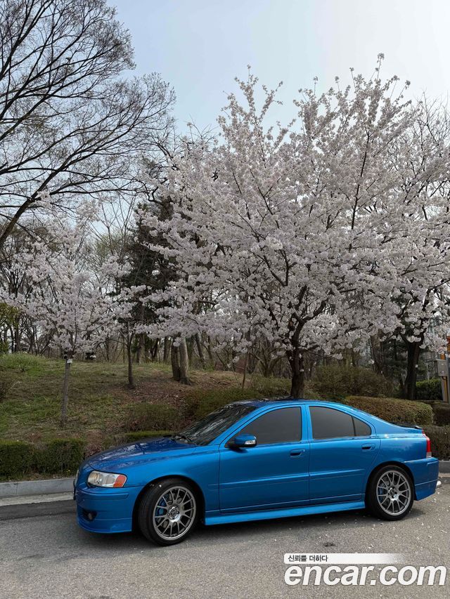 Volvo S60 из Кореи Encar