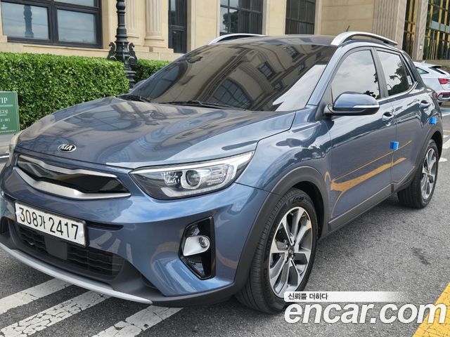 Kia Stonic из Кореи Encar