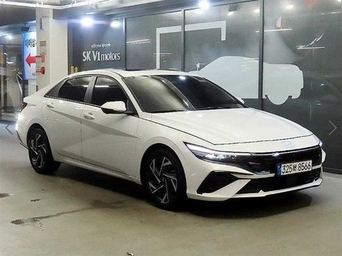 Hyundai AVANTE 1.6 Inspiration — пробег 51 100 км — фото 1 из 5