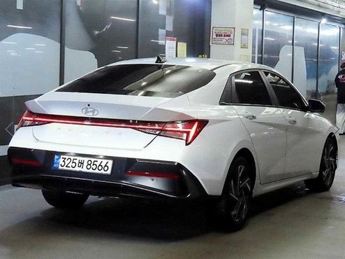 Hyundai AVANTE 1.6 Inspiration — пробег 51 100 км — фото 4 из 5