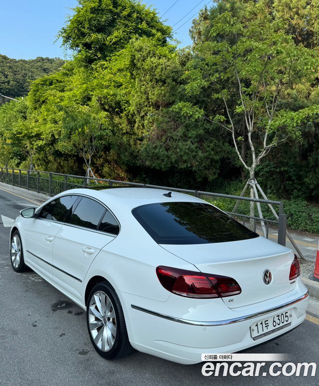 Volkswagen CC 2.0 TDI BlueMotion — пробег 175 км — фото 4 из 5