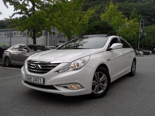 Hyundai Sonata CVVL Bluesaver — пробег 186 377 км — фото 1 из 5