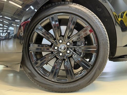 Land Rover Range Rover P530 Autobiography Long Wheel Base — пробег 33 000 км — фото 4 из 5