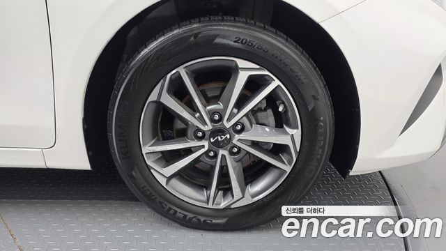 Kia K3 из Кореи Encar