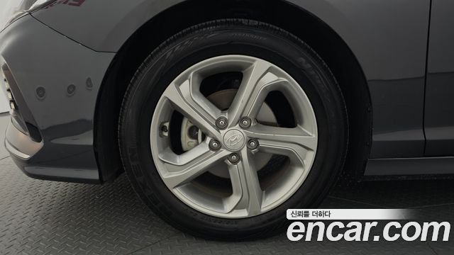 Hyundai Sonata 2.0 Smart Spicial — пробег 106 963 км — фото 5 из 5
