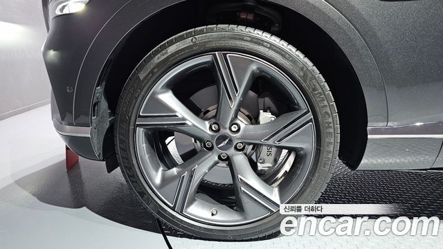 Genesis GV80 из Кореи Encar