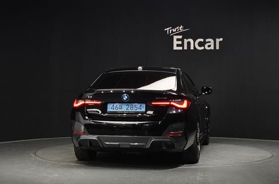 BMW i4 eDrive40 M Sports Pro — пробег 42 431 км — фото 4 из 5