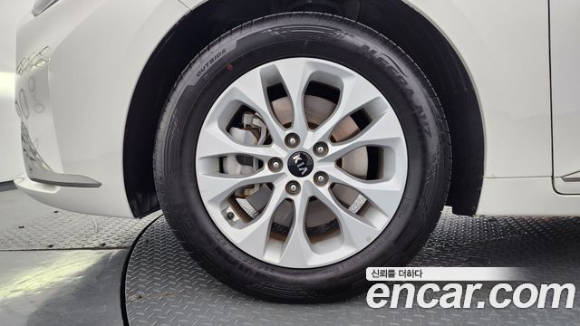 Kia K8 из Кореи Encar