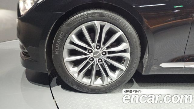 Hyundai Genesis из Кореи Encar