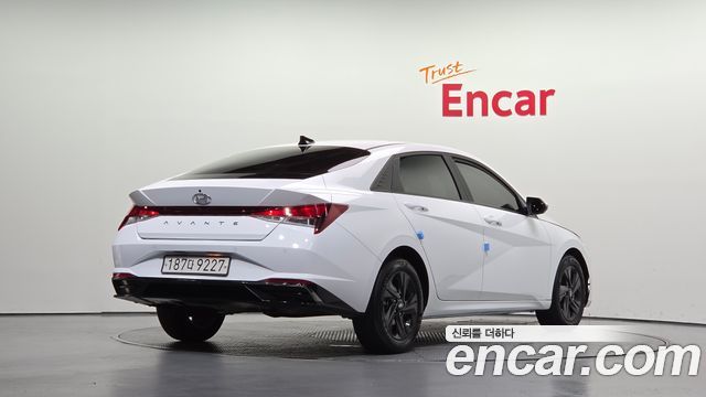 Hyundai AVANTE из Кореи Encar
