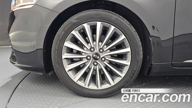 Kia K7 из Кореи Encar