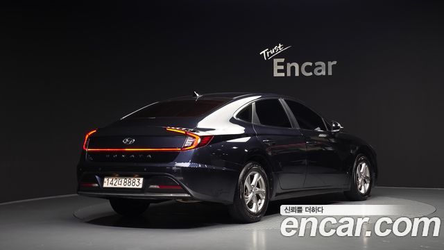Hyundai Sonata 2.0 Premium — пробег 76 273 км — фото 2 из 5