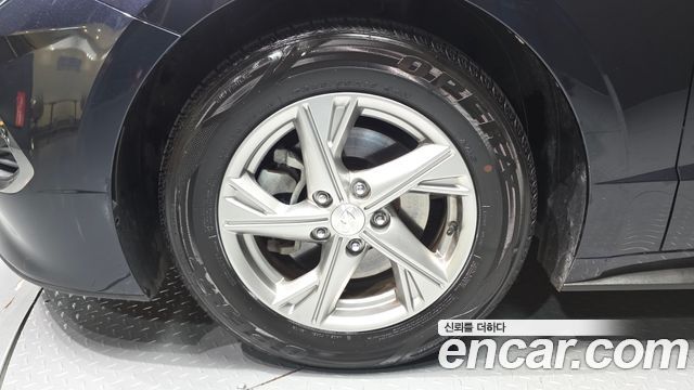 Hyundai Sonata 2.0 Premium — пробег 76 273 км — фото 5 из 5