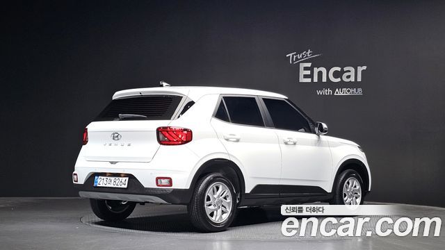 Hyundai Venue 1,6 Premium — пробег 2 103 км — фото 2 из 5