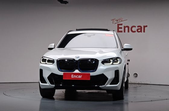 BMW iX3 M Sports — пробег 34 340 км — фото 3 из 5