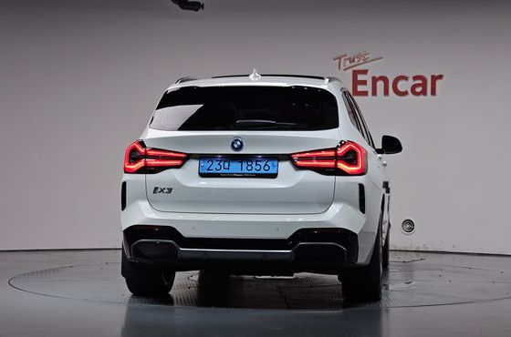 BMW iX3 M Sports — пробег 34 340 км — фото 4 из 5
