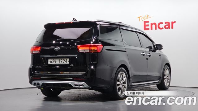 Kia Carnival из Кореи Encar