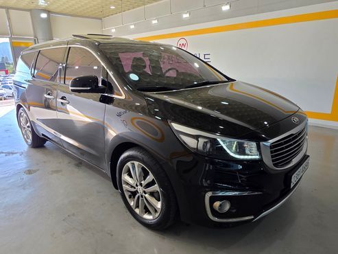 Kia Carnival 7-seater Limousine President — пробег 217 775 км — фото 3 из 5