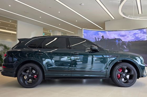 Bentley Bentayga 4.0 V8 S — пробег 9 999 км — фото 4 из 5