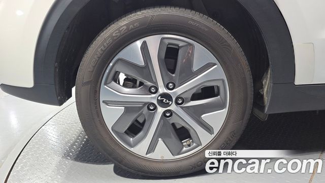 Kia Niro из Кореи Encar