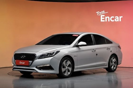 Hyundai Sonata 2.0 HEV Premium — пробег 173 786 км — фото 1 из 5