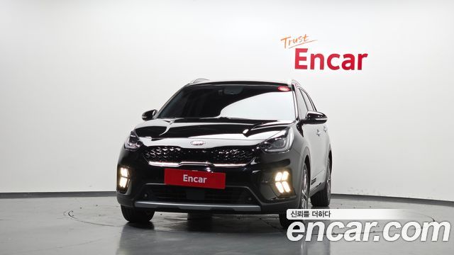 Kia Niro 1.6 HEV Noblesse Special — пробег 130 848 км — фото 3 из 5