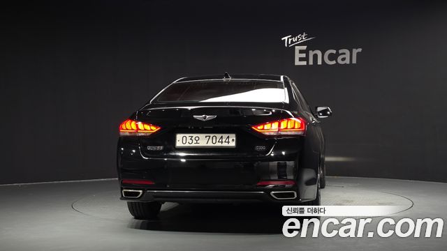 Hyundai Genesis из Кореи Encar
