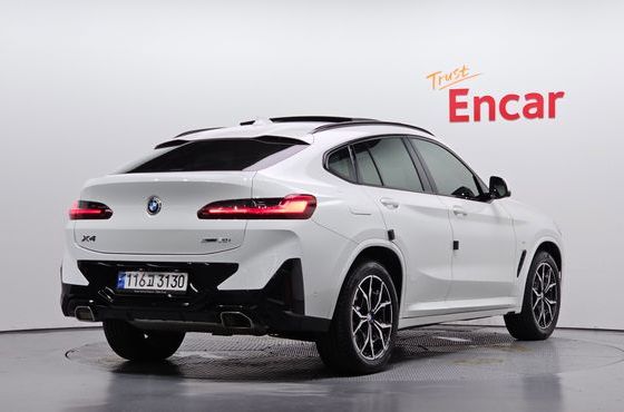 BMW X4 xDrive20i M Sport — пробег 58 050 км — фото 2 из 5