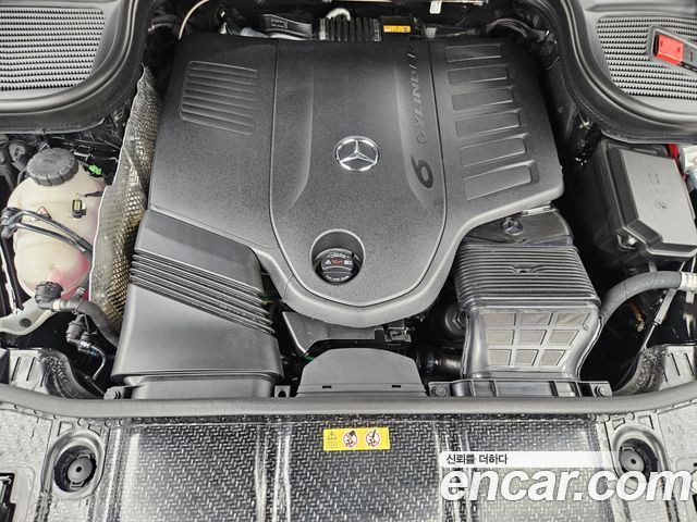 Mercedes-Benz GLE-Class GLE450 4MATIC — пробег 1 437 км — фото 5 из 5