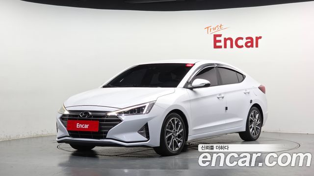 Hyundai AVANTE 1.6 Smart — пробег 71 513 км — фото 1 из 5