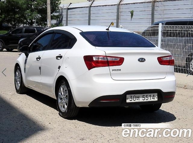 Kia pride 1.4 MPI Sedan Smart Special — пробег 122 618 км — фото 3 из 5