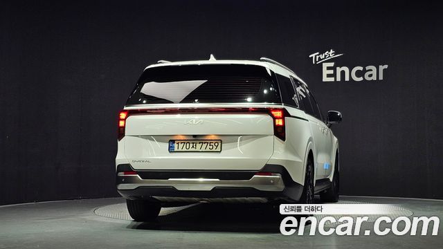 Kia Carnival Diesel 9-Seater Noblesse — пробег 71 650 км — фото 4 из 5