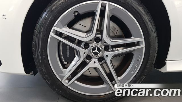 Mercedes-Benz CLA-Class CLA250 4MATIC — пробег 3 237 км — фото 5 из 5