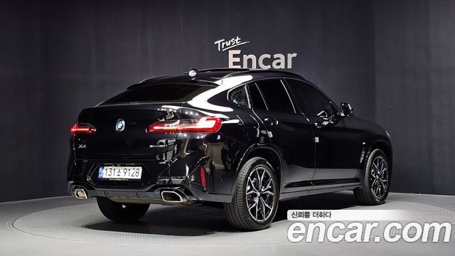 BMW X4 xDrive20i M Sport — пробег 41 363 км — фото 2 из 5