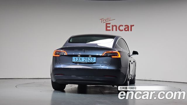 Tesla Model 3 Long Range AWD — пробег 77 986 км — фото 4 из 5