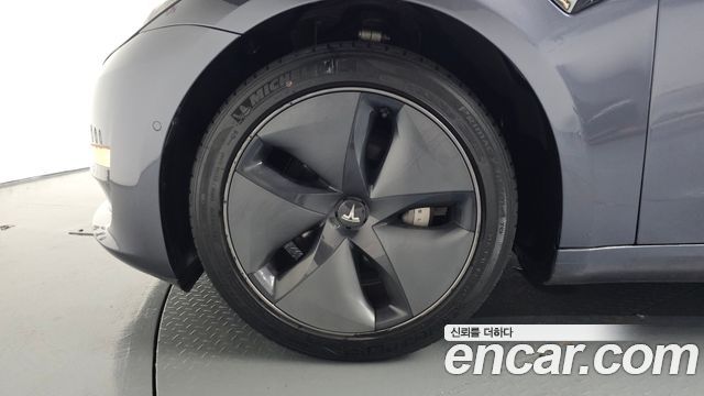 Tesla Model 3 Long Range AWD — пробег 77 986 км — фото 5 из 5