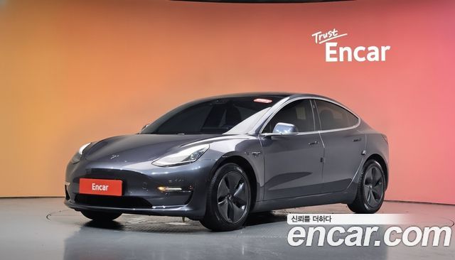 Tesla Model 3 Long Range AWD — пробег 77 986 км — фото 1 из 5