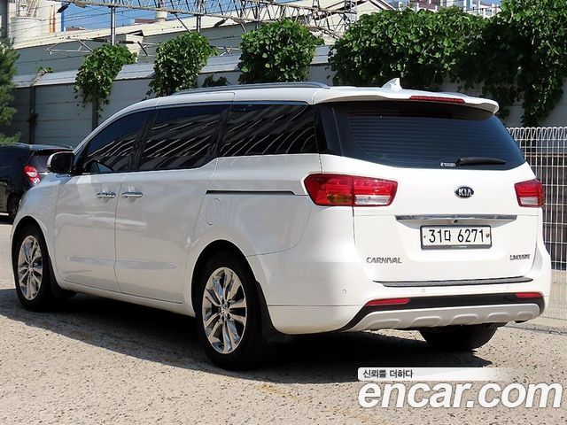 Kia Carnival из Кореи Encar