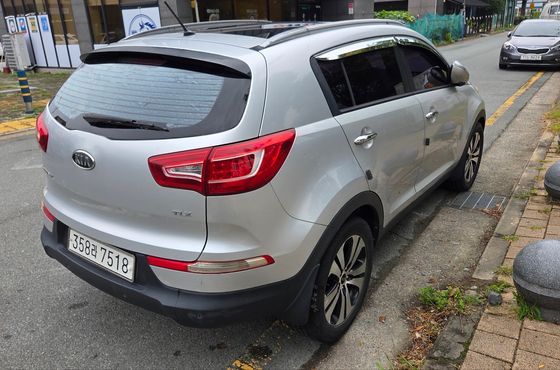 Kia Sportage Diesel 2WD TLX High-Deluxe — пробег 148 224 км — фото 3 из 5